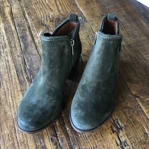 Lucky brand green suede booties